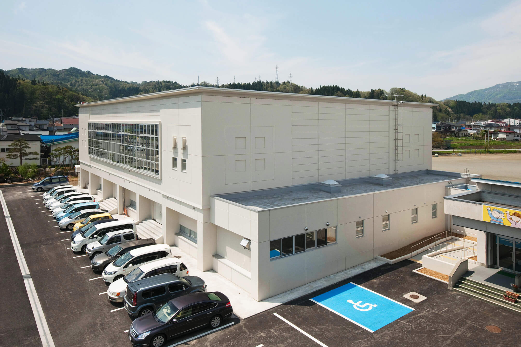 朝日町立宮宿小学校 屋内運動場：北東面